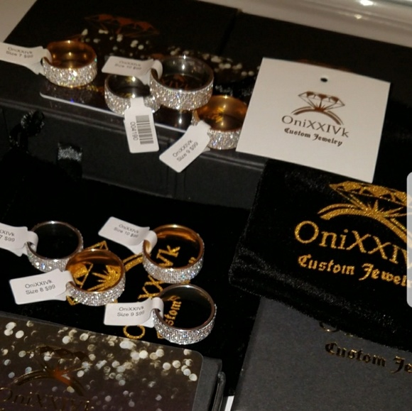 Iced Out Custom Unisex 8mm Band Rings - Picture 4 of 6